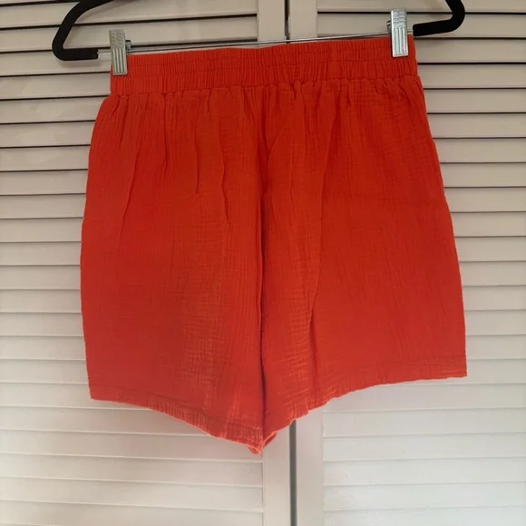 Bright Orange Button-Up Shirt and Shorts Set - Picture 6 of 6